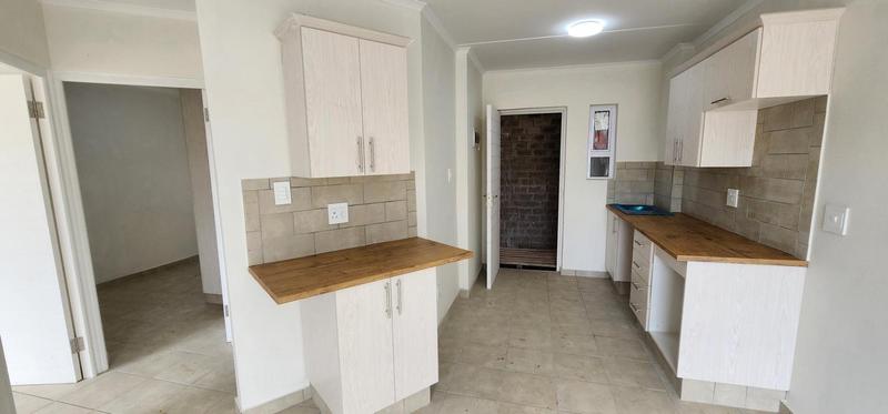 2 Bedroom Property for Sale in Highbury Western Cape